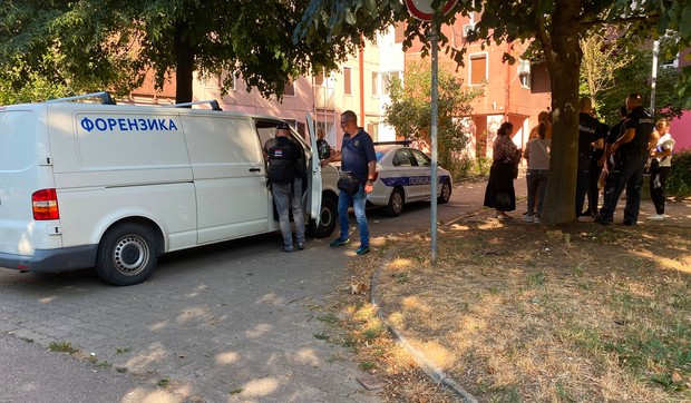 Zgrada gde je brat ubio sestru, pa počinio samoubistvo 