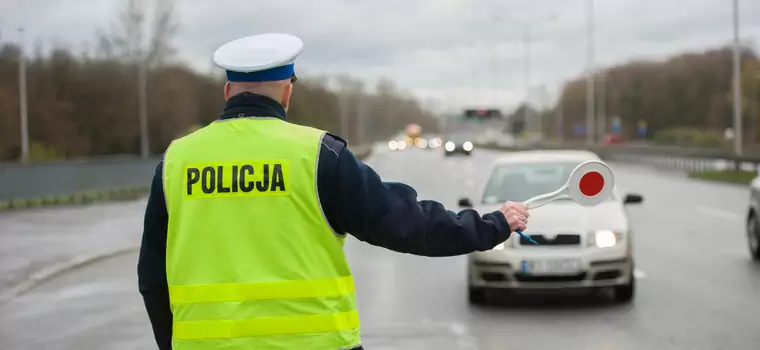 Kierowca niesłusznie dostał podwójny mandat. Takich przypadków jest więcej