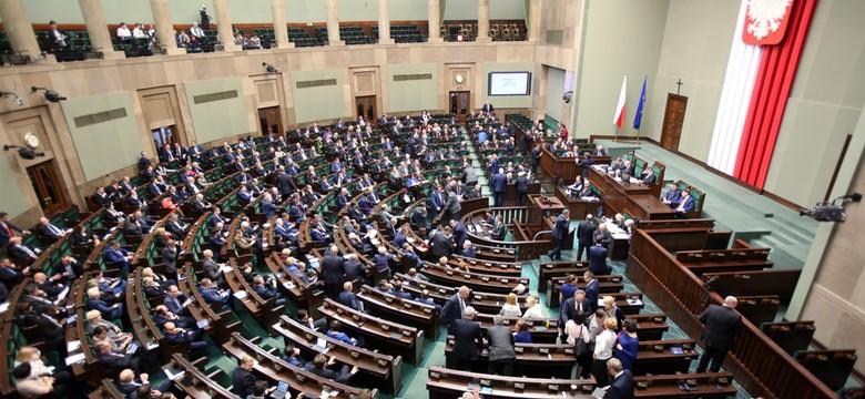 PiS w sprawie Trybunału niemal wprost wraca do pomysłu z 2010 r.