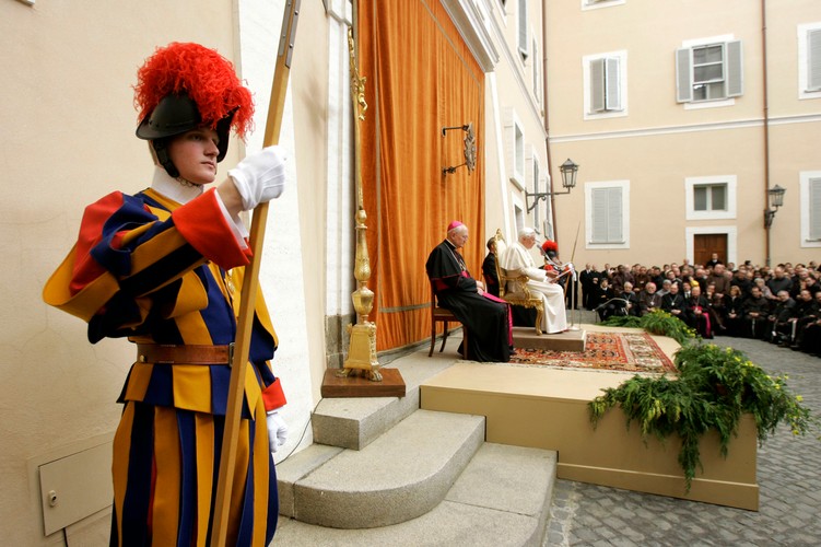 Benedykt XVI w Castel Gandolfo