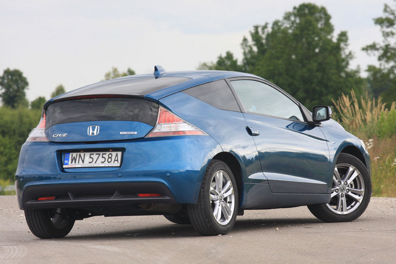 Honda CR-Z GT: Elektryzująca hybryda, pulsujący bas