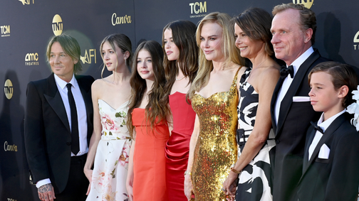 Igen, ez az álomszép fiatal nő Nicole Kidman lánya, aki ellopta a show-t a párizsi divathéten