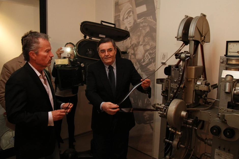 Džon Sevidž je u društvu Radoslava Zelenovića obišao postavku Jugoslovenske kinoteke