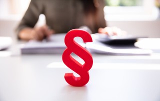 Czy warto wybrać ryczałt ewidencjonowany? Zasady, limity i korzyści