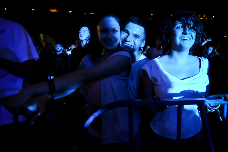 Publiczność pierwszego dnia festiwalu Audioriver (fot. Artur Rawicz/Onet)