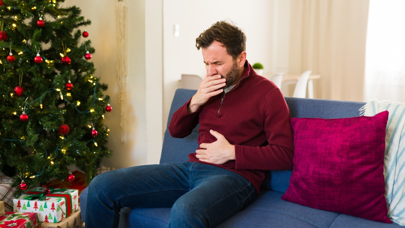 Varovným signálom môže byť aj zachrípnutý hlas. (ilustračné foto)