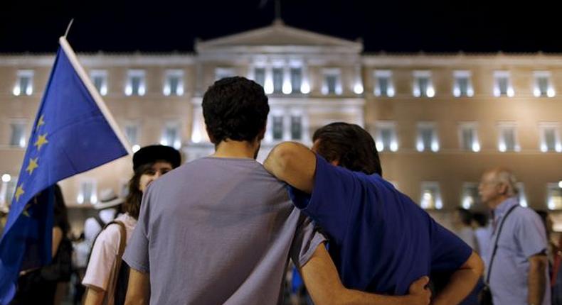 Greek main opposition authorises PM to reach deal with creditors