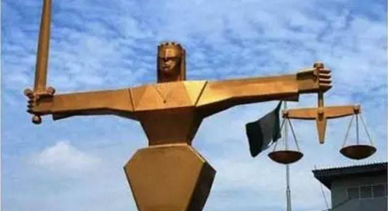 A female motorist has reportedly killed 5 staff of the federal judiciary in Abuja