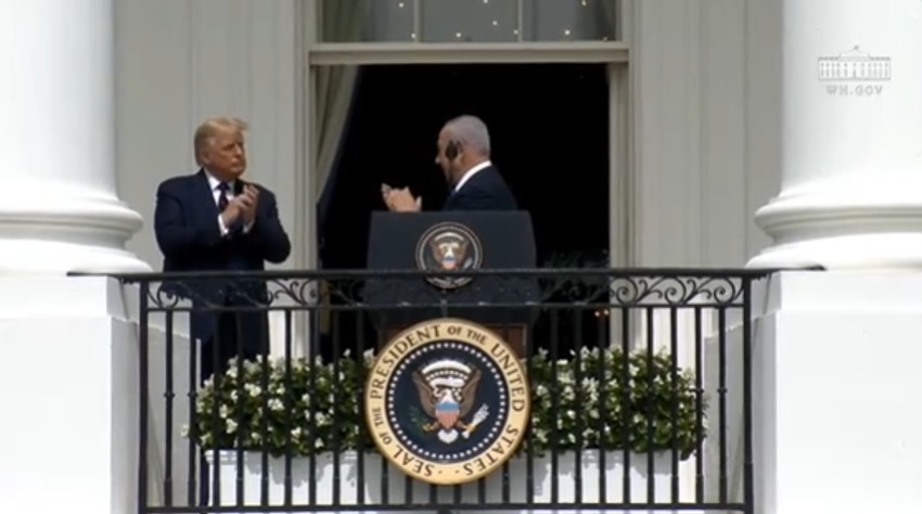 Tramp, Izrael, UEA, Bela kuća