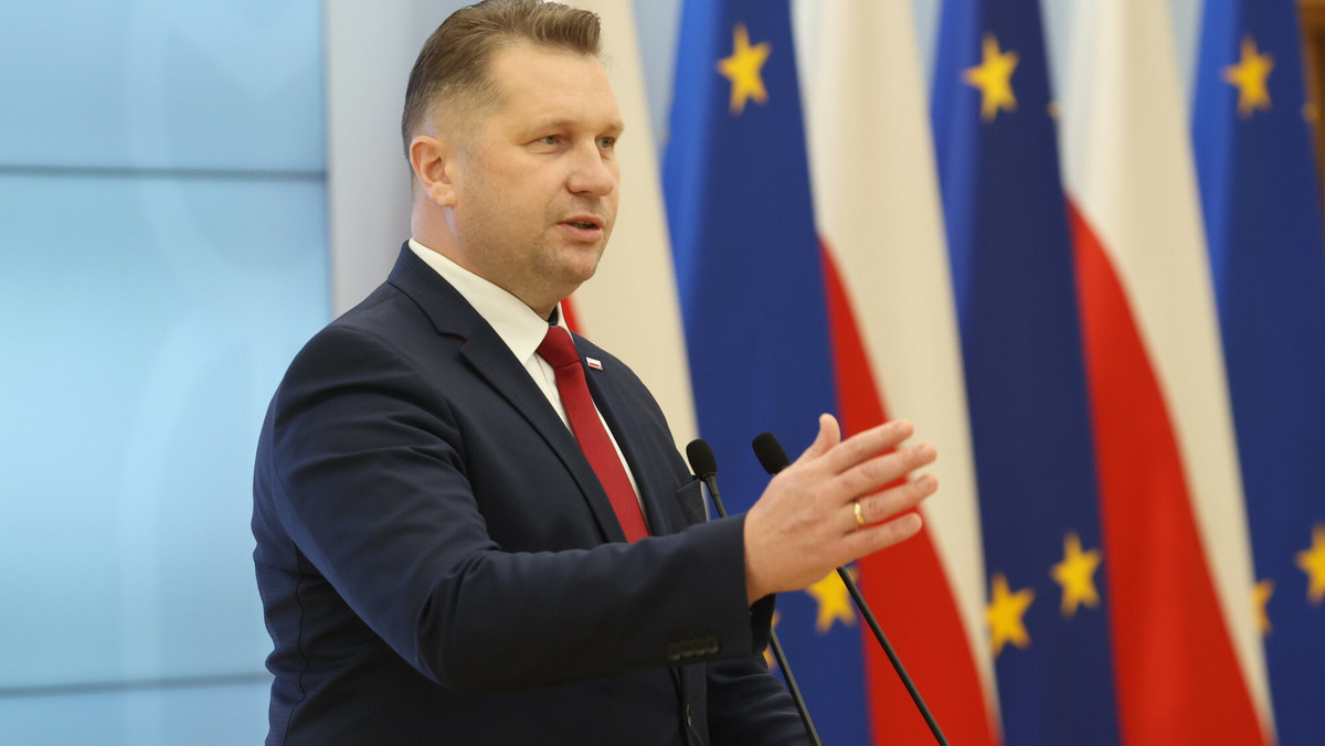 Minister Czarnek o skutkach usunięcia religii ze szkół: dechrystianizacja Europy