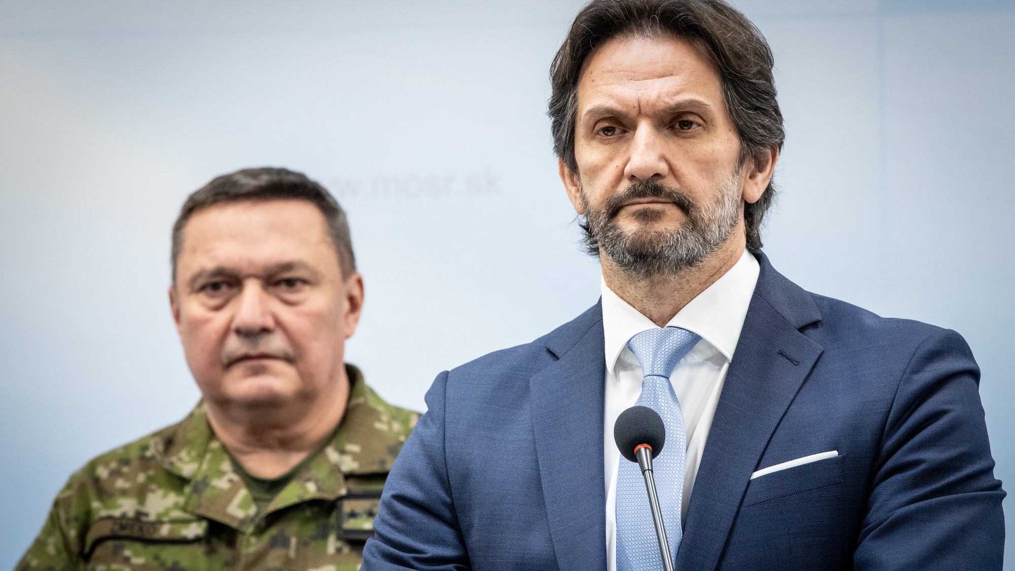 minister obrany Robert Kaliňák a náčelník Generálneho štábu Ozbrojených síl SR Daniel Zmeko