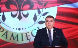 Dera: Komuś przeszkadza konferencja nt. Bliskiego Wschodu, skoro przeciwko niej protestuje