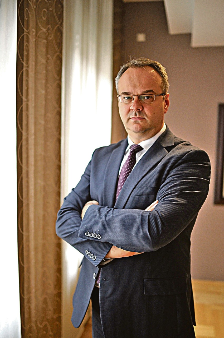 Dužan da traži saglasnost Agencije za borbu protiv korupcije: Željko Sertić