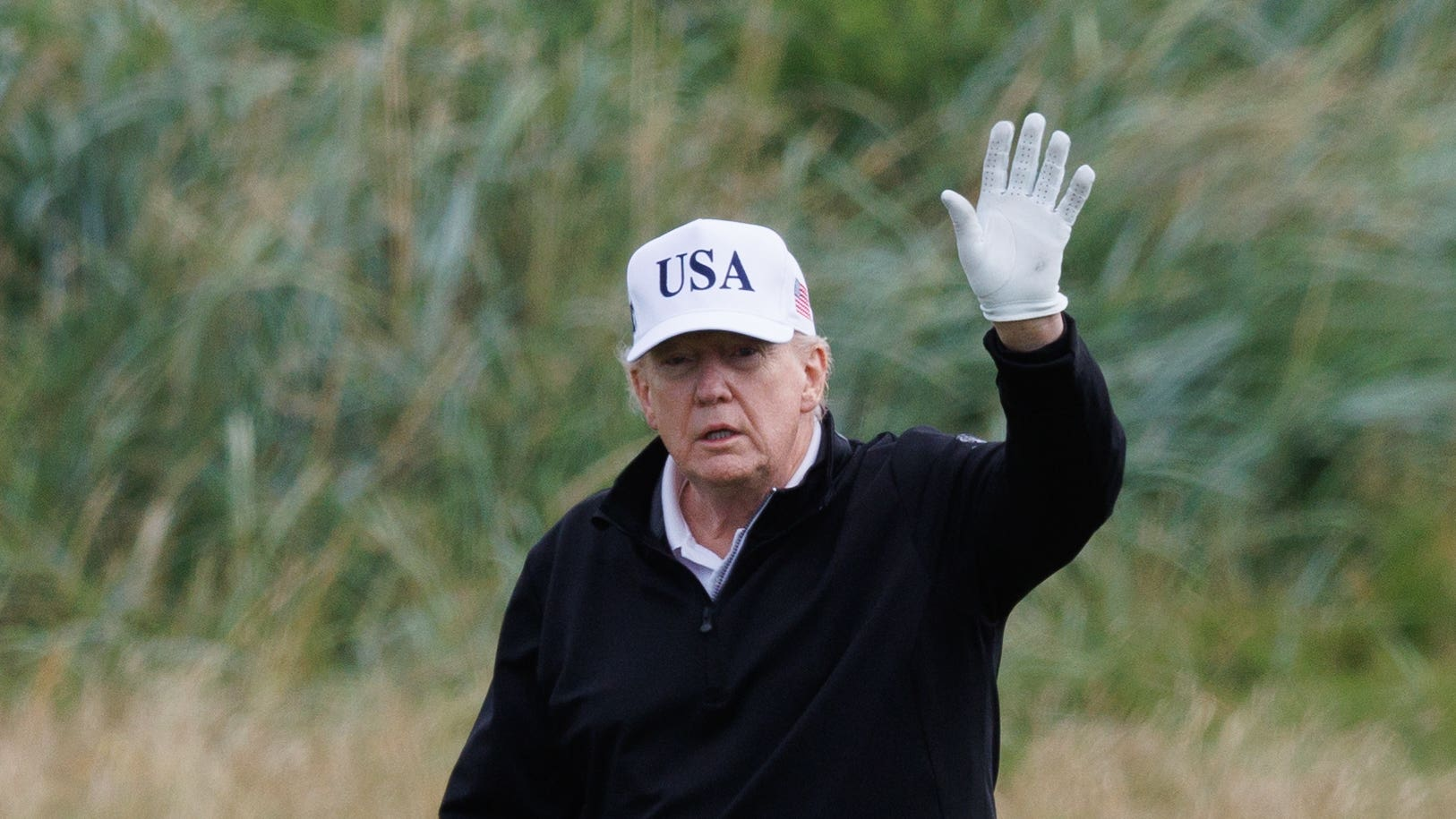 Trump meets EU chief for trade talks during Scotland visit