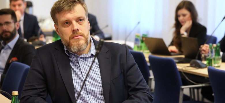 Lewica chce opodatkować Facebooka i Google. Zandberg: Da to 2 mld zł rocznie