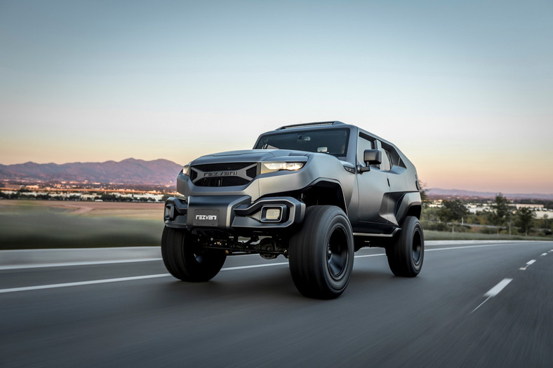 Rezvani Tank – 500-konny SUV na survival