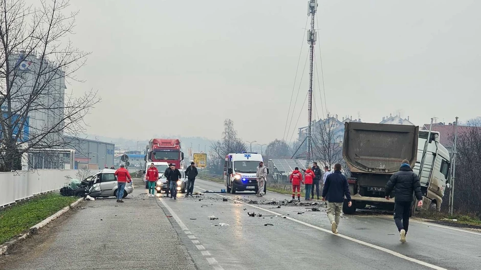 Težak udes na obilaznici kod Gornjeg Milanovca