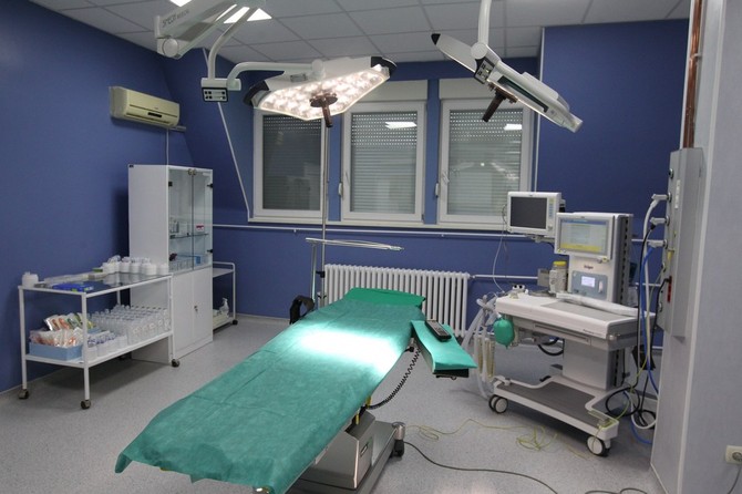 SALA ZA CARSKI REZ, OPŠTA BOLNICA VRBAS