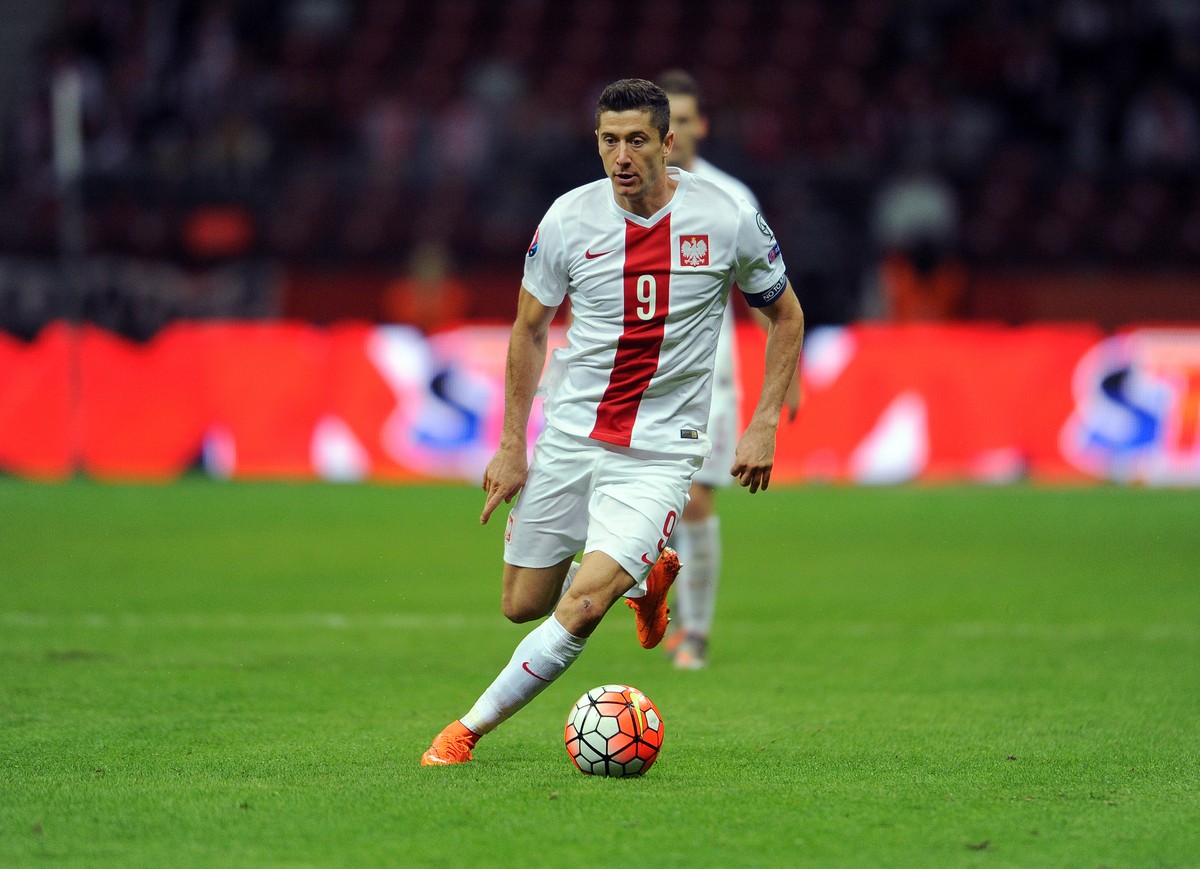 Robert Lewandowski rezygnuje z występów w kadrze narodowej. Biedronka komentuje