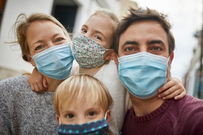 Majomhimlő, influenza: gyorsabban terjednek a covid után a vírusok?