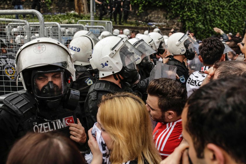 Besiktas ma nowy stadion. Doszło do zamieszek przed pierwszym meczem