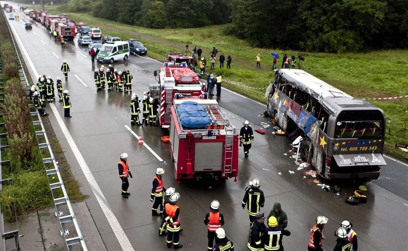 Rodziny nie wiedzą, kto zginął. Na 13-letnią Karolinę czeka tort