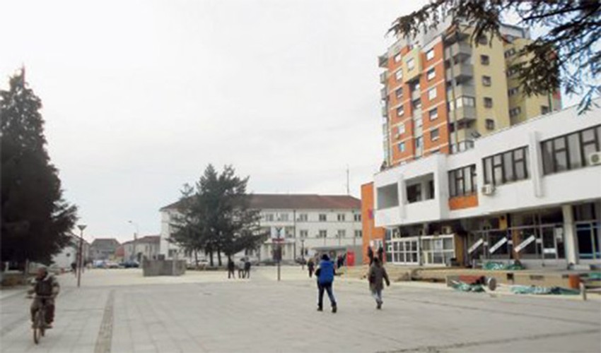 Karađorđev trg u Bujanovcu