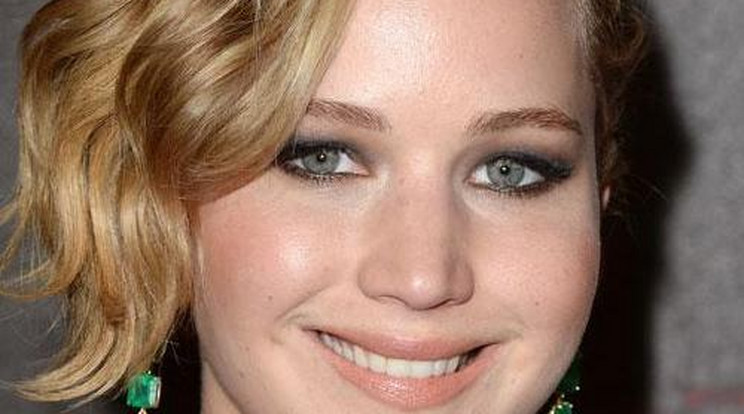 Jennifer Lawrence kigúnyolta Bradley Coopert szex közben