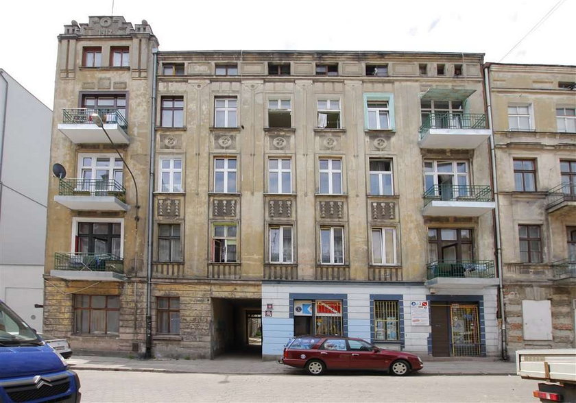 16-miesięczne dziecko wypadło przez balkon