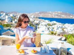 Wakacje 2021. Czego szukali Polacy w Google?