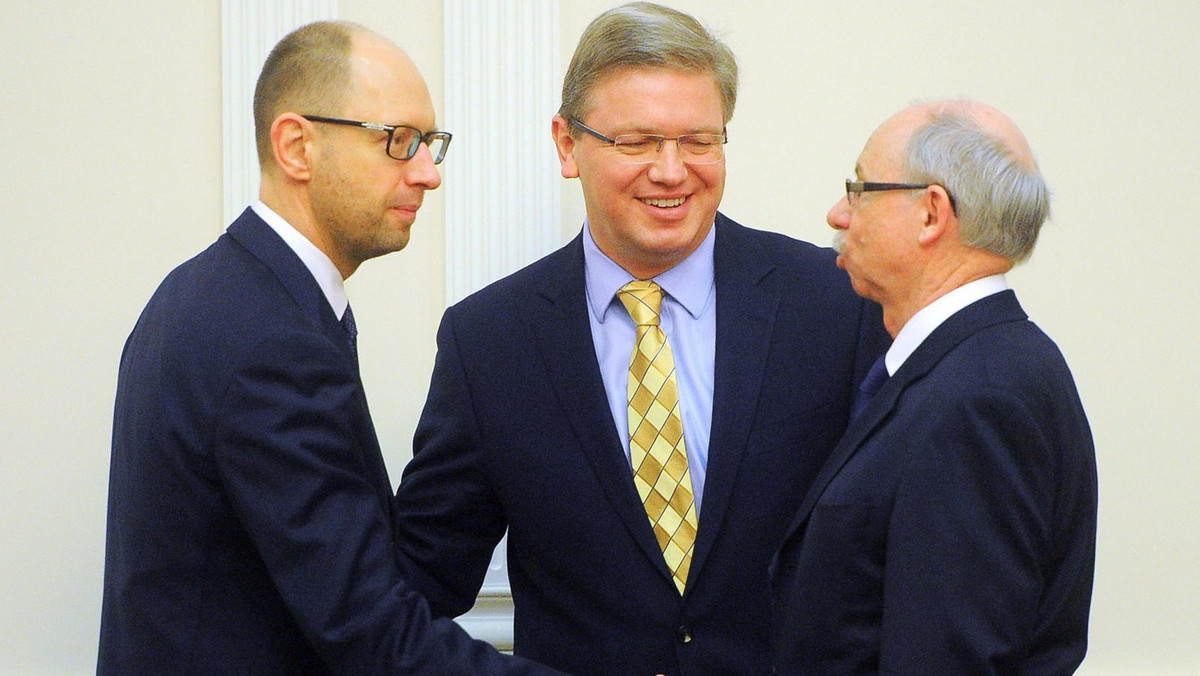 Komisarz UE ds. budżetu Janusz Lewandowski poinformował w czwartek, że w trakcie wizyty delegacji Komisji Europejskiej w Kijowie wypracowano "program osłonowy dla Ukrainy", dotyczący m.in. pomocy finansowej, dostaw gazu oraz handlu.