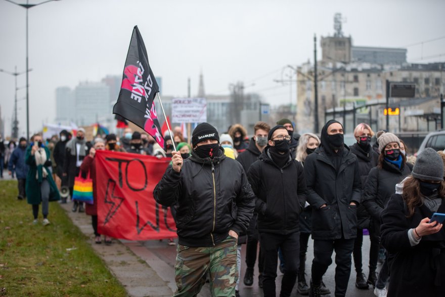 Strajk Kobiet w rocznicę stanu wojennego