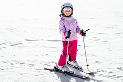 Planujesz wyjazd z dzieckiem na narty? Poznaj rady instruktorki narciarskiej