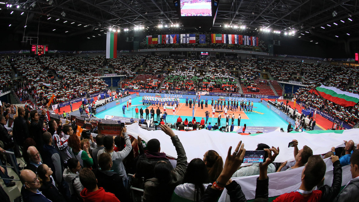 XXIX mistrzostwa europy w siatkówce mężczyzn rozgrywane były w Bułgarii i Włoszech w dniach 9-18 października 2015. Wśród szesnastu ekip o prymat na Starym Kontynencie walczyła reprezentacja Polski, która zajęła miejsce piąte. Mistrzami Europy zostali Francuzi.