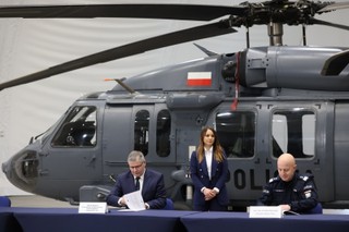 Dwa nowe śmigłowce Black Hawk dla polskiej policji i straży pożarnej