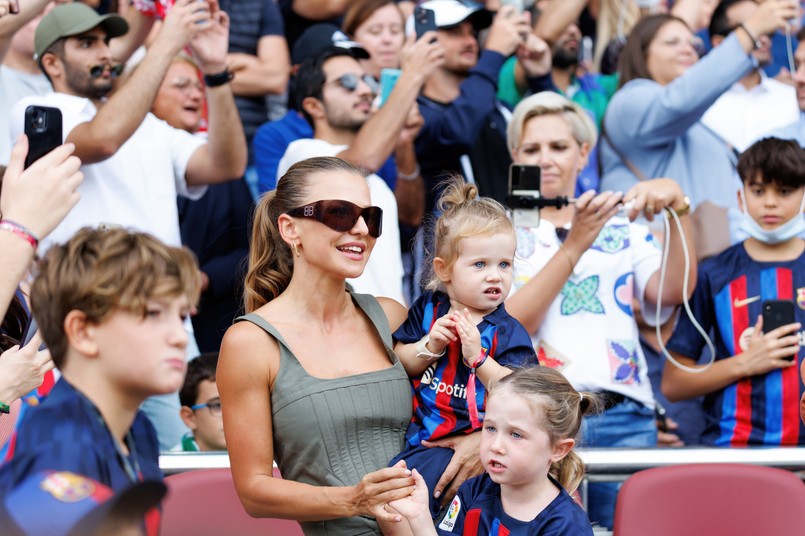 Anna Lewandowska z córkami