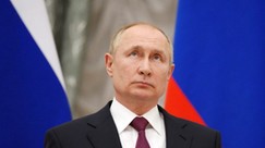 UK accuses Russia of targeting Ukraine's communications infrastructure