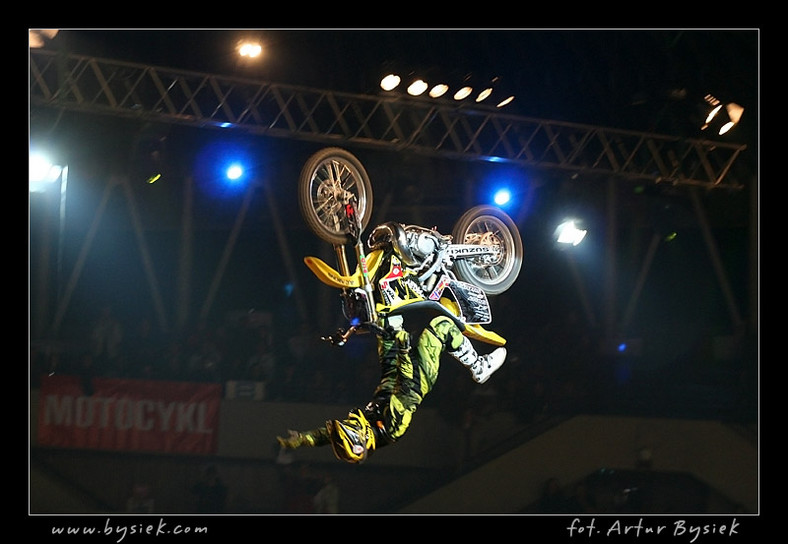 DIVERSE Night of the Jumps - fotografował Artur Bysiek