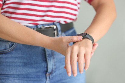 Magas a pulzusom, hogyan csökkenthetem otthon? 6 módszer, amivel segíthet magán
