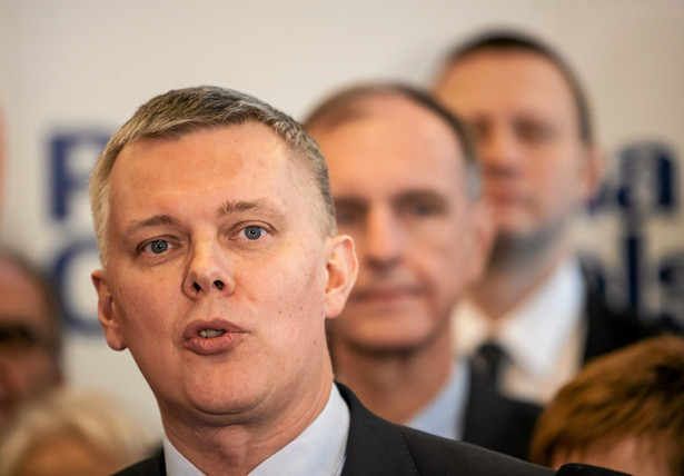 Siemoniak o wotum nieufności: To nie będzie taką sztuczką jak profesor Gliński z tabletu Kaczyńskiego