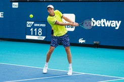 Hurkacz wciąż 10. w rankingu ATP. Miedwiediew ucieka rywalom