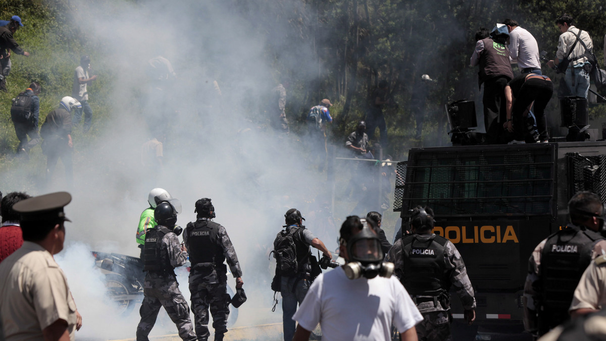 W ocenie Stałej Rady Organizacji Państw Amerykańskich bunt policji ekwadorskiej "był, bez wątpienia, próbą przewrotu" - powiedział sekretarz generalny organizacji na temat wydarzeń w Ekwadorze, gdzie w piątek powrócił spokój.