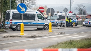 Strzelanina pod Wrocławiem. RMF FM: dzisiaj przesłuchanie dwóch przestępców