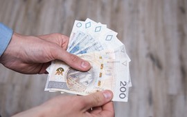 dobra-wiadomosc-dla-zadluzonych-nowe-przepisy-wiecej-pieniedzy-na-koncie-mniej-dla-komornika