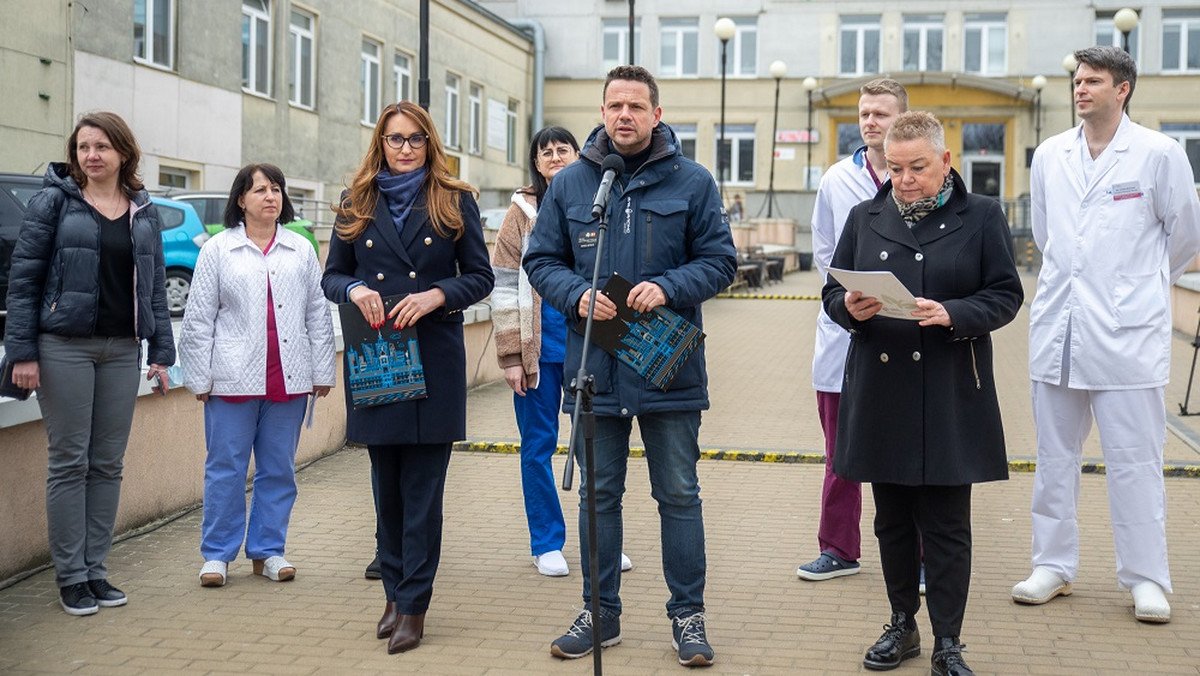 Warszawa Zatrudnia Lekarzy I Pielęgniarki Z Ukrainy Potrzebujemy Profesjonalistów Wiadomości 6641