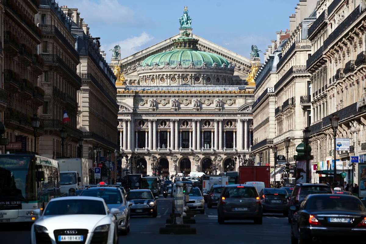 Opera Palais Garnier w Paryżu, Francja.