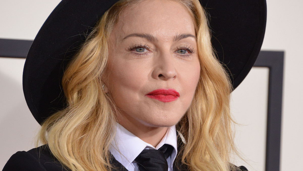 Madonna już tak nie wygląda. Zafundowała sobie twarz nastolatki [INSTAGRAM]