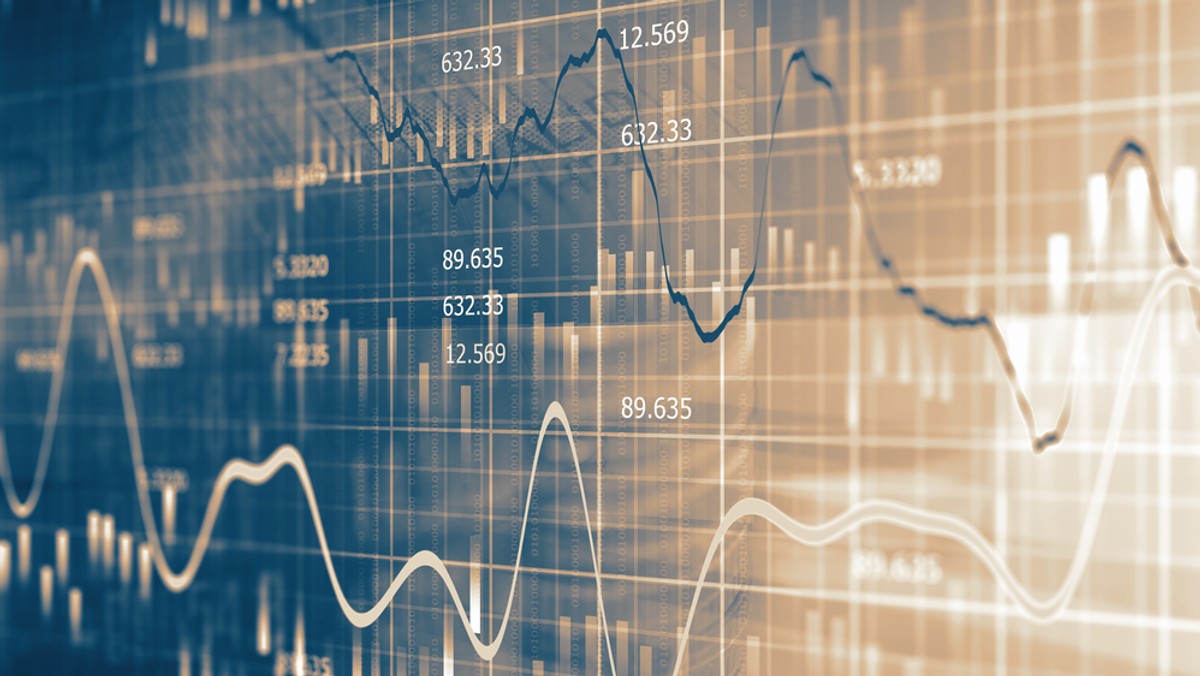 Agencja Standard &amp; Poor's utrzymała ocenę ratingową Polski dla długoterminowych zobowiązań w walucie zagranicznej na poziomie "A-" z perspektywą stabilną. Agencja oczekuje "solidnego" wzrostu PKB w bieżącym roku.