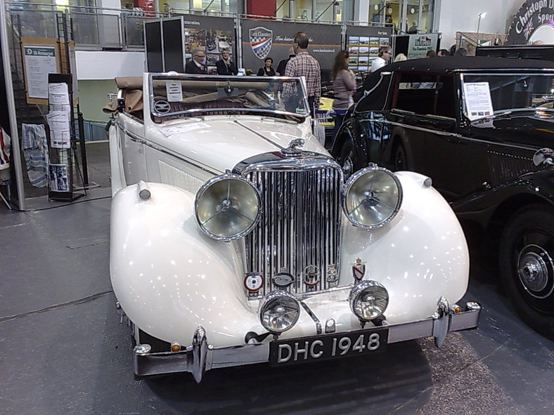 Techno-Classica Essen – oldtimery na salonie