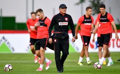 El. MŚ 2018: Nawałka powołał siedmiu piłkarzy z polskiej ligi na mecz z Rumunią